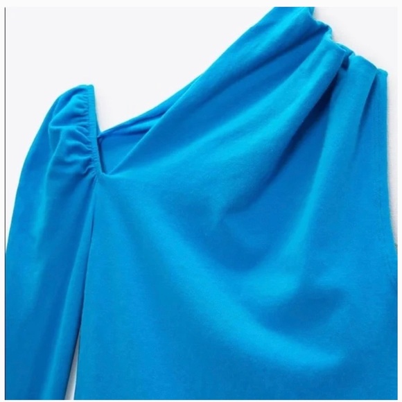 Zara Asymmetrical Top Size Medium 5644/816 - Picture 3 of 6